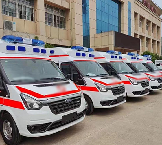 洛扎县服务车队展示